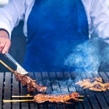 Notizie dal blog: Barbecue o grigliata? Ecco le attrezzature e le differenze tecniche