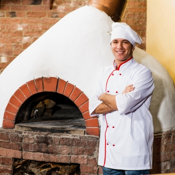 Notizie dal blog: Forno a legna o forno elettrico? Quale futuro per la vera Pizza Napoletana?